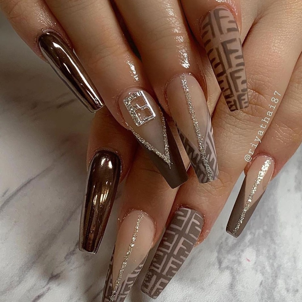 Meet your Posher, Skye